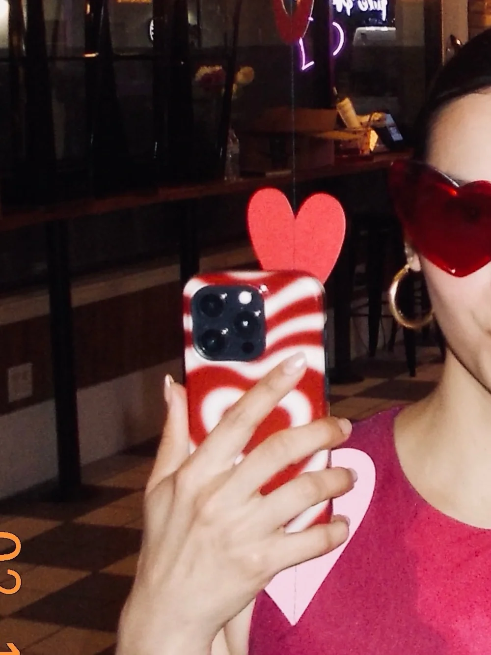 Burga IPhone 15 pro heart case